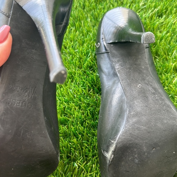 Guess by Marciano, black peep toe heels - Picture 6 of 6